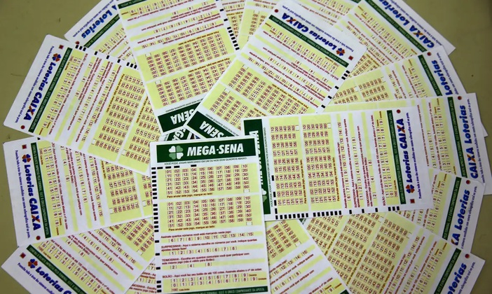 Mega-Sena acumula e prêmio principal vai para R$ 6,5 milhões