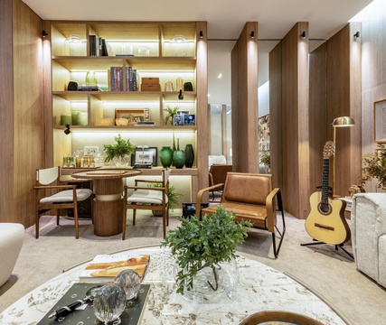 Maximalismo explora texturas, materiais e sensações na arquitetura de interiores
