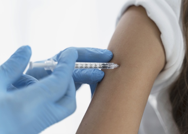 Vacina nacional contra mpox é prioridade da Rede Vírus