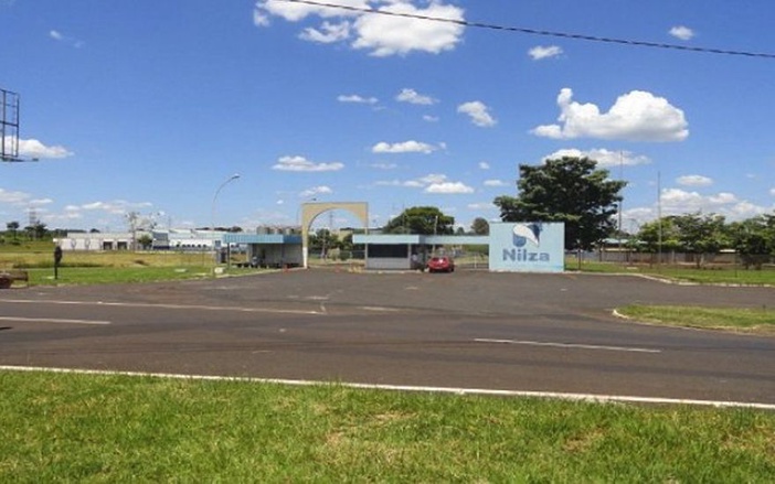 Leite Nilza apresenta proposta de pagamento a dois bancos credores