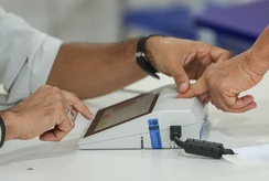 Eleitores de Ribeirão Preto vão às urnas neste domingo, 25