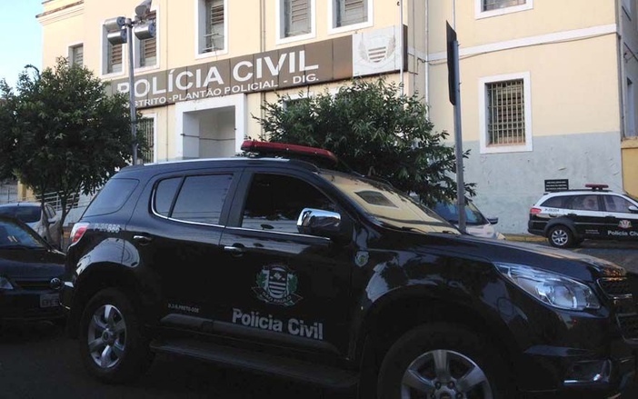 Casal de idosos tem a casa roubada pela manhã na Zona Norte de Ribeirão Preto
