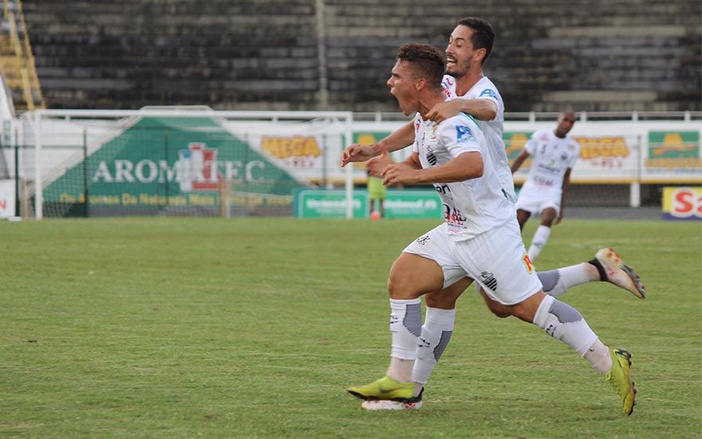 Vitória classifica Comercial para a próxima fase do Paulistão