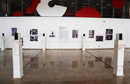 Exposição sonora transforma sinais urbanos em experiência imersiva