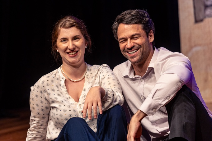 Sucesso nas livrarias, “O Homem Mais Inteligente da História” ganha versão teatral com apresentação em Ribeirão Preto