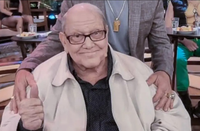 Humorista Ary Toledo morre em São Paulo, aos 87 anos