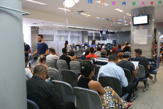 Ministério estuda medidas para aumentar rentabilidade do FGTS