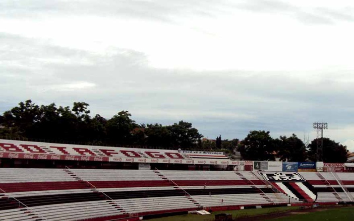 Em nota, Botafogo lamenta morte de conselheiro do clube