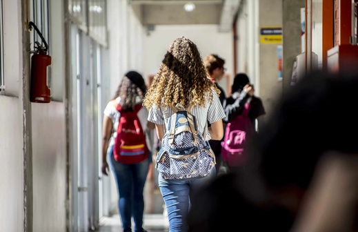 Centro Paula Souza abre 5,1 mil vagas para formação integrada