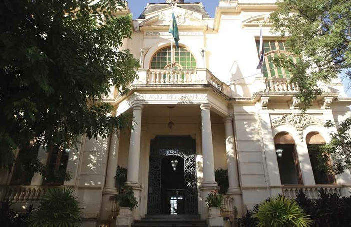 As casas estão no chão