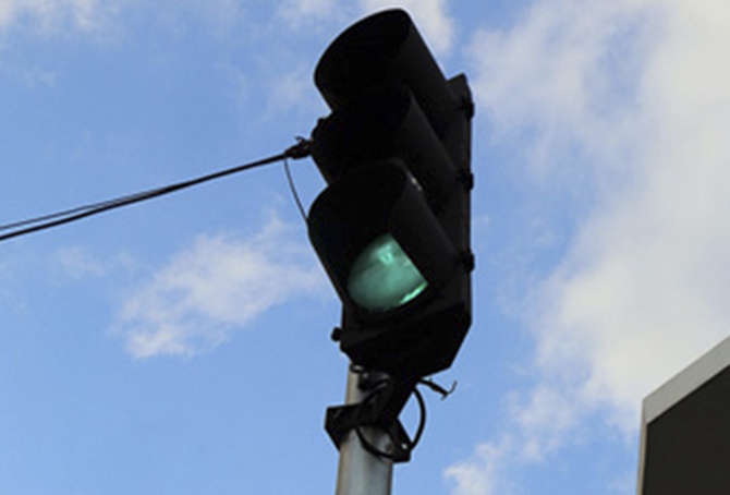 Todos os semáforos de Ribeirão têm lâmpadas led