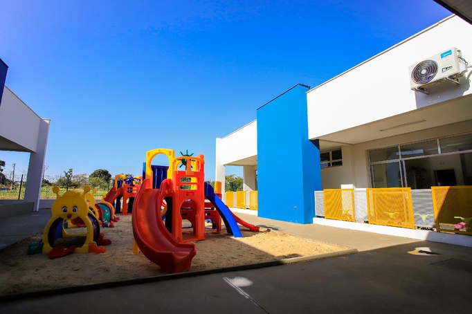 Após três anos, 100% das escolas municipais de Ribeirão Preto possuem o AVCB