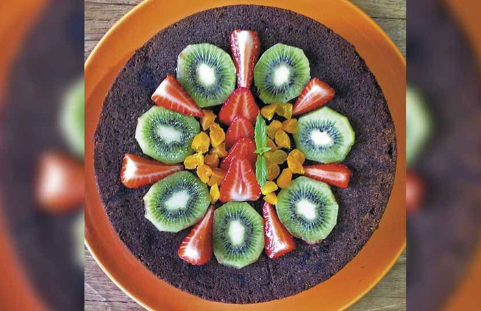 Bolo de Beterraba, Chocolate e Avelãs