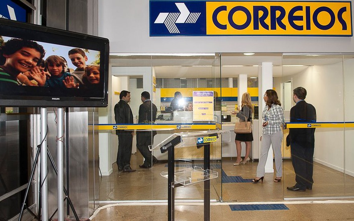 Trabalhadores dos Correios entram em greve a partir desta quarta, 26