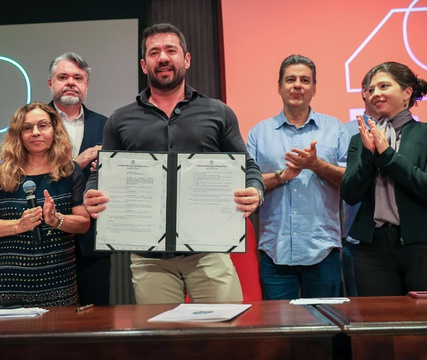 Prefeito assina decreto para revitalização do Centro de Ribeirão Preto