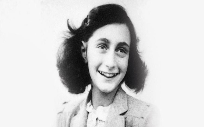 Theatro Pedro II recebe espetáculo inspirado em ‘O Diário de Anne Frank’