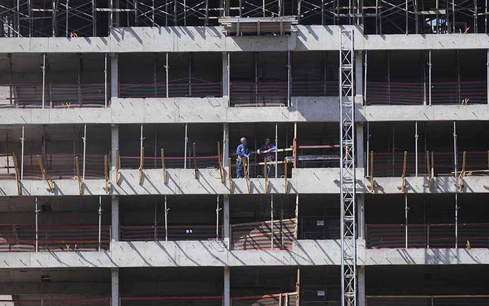 Vendas do comércio da construção civil crescem 4%