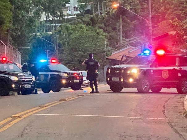 Polícia desmantela quadrilha especializada em sequestro e roubo de caminhoneiros em SP