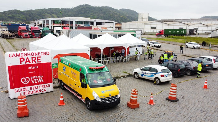 Ribeirão Preto recebe ações sociais com foco em caminhoneiros, estudantes e comunidades