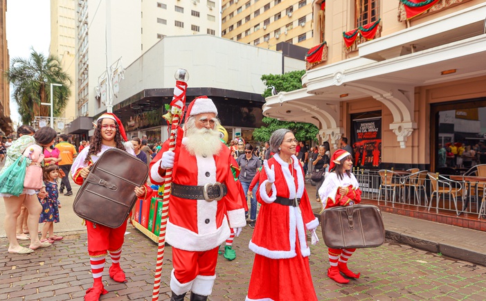 Papai Noel Chega Ao Centro De Ribeir O Preto Neste S Bado Revide Not Cias De Ribeir O