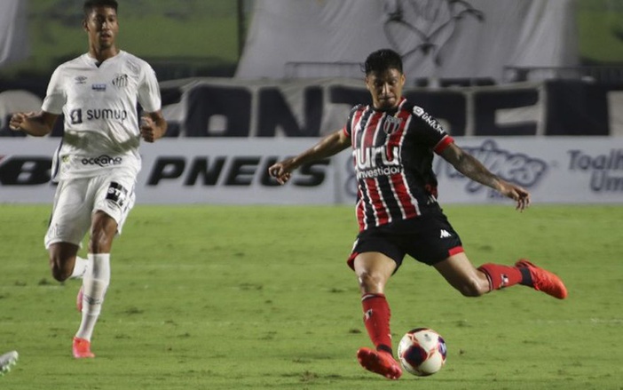 Botafogo empata com Santos na Vila Belmiro
