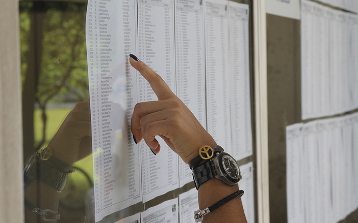 Mais de 550 mil estudantes fazem Enade neste domingo