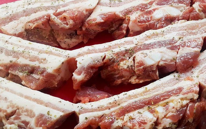 EUA suspendem todas as importações de carne fresca do Brasil