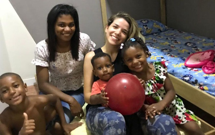 Arquiteta desenvolve projeto social e reforma quarto de três irmãos em Ribeirão Preto