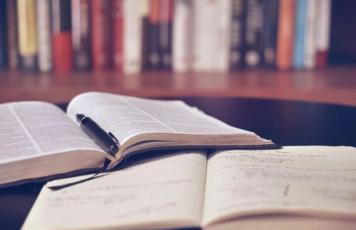 MAL-ESTAR E EDUCAÇÃO: algumas reflexões sobre a (im)possibilidade de ensinar