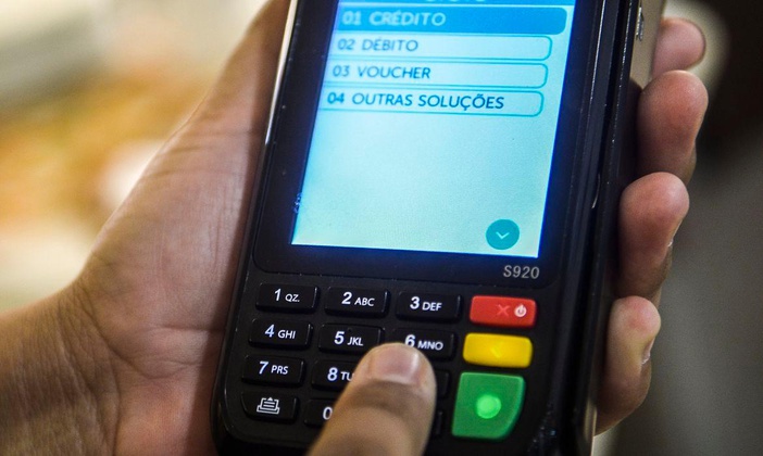 Pátio de veículos passa a aceitar pagamento com cartão de crédito