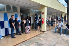 Eleição segue normal e sem sinal de interferência externa, diz Marques