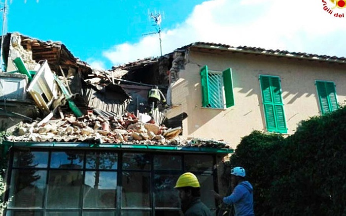 Tremor na Itália danificou quase 300 edifícios históricos
