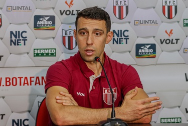 Fillipe Soutto reforça confiança no elenco e na comissão técnica do Botafogo