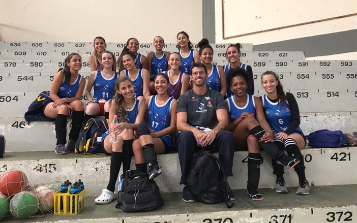 Vôlei Feminino conquista bom resultado na estreia do regional