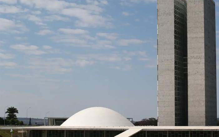 CCJ do Senado aprova projeto de lei que libera cassino e bingo no país
