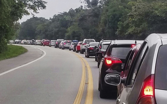 Rodovias do litoral de SP têm pior tráfego após Ano Novo