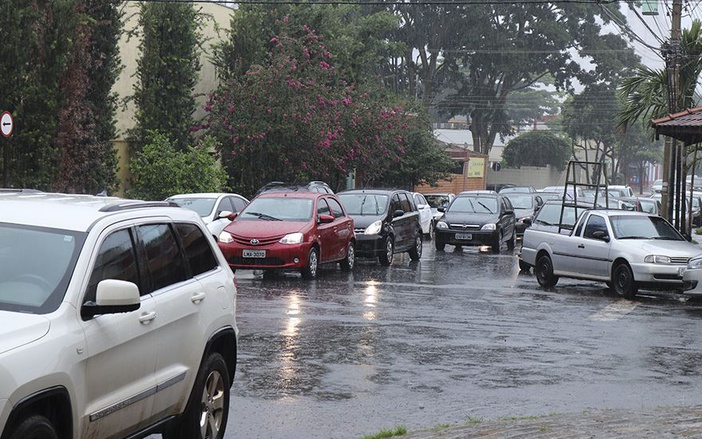 Inmet divulga alerta de tempestade para a Região Metropolitana de Ribeirão Preto