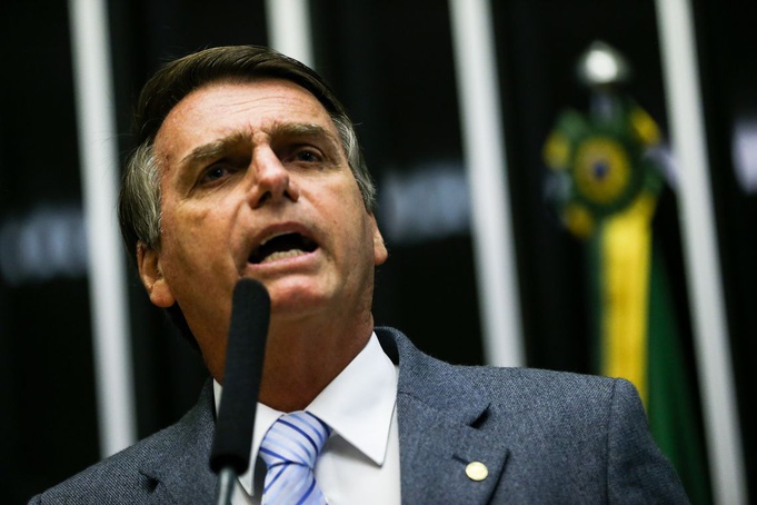 Ministros estão "mapeando" problemas pelo Brasil, diz Bolsonaro