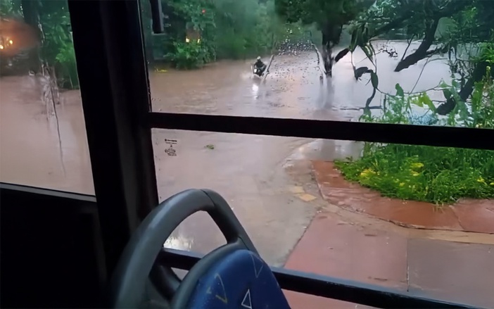 Temporal causa alagamentos e interdições em Ribeirão Preto