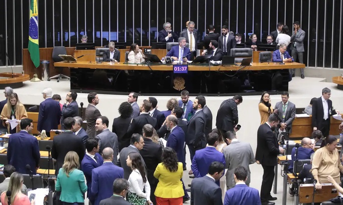 Câmara pede que STF revise decisão que suspendeu emendas parlamentares