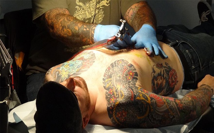 Bar da convenção de tatuagem é saqueado em Ribeirão Preto