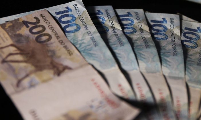 Caixa paga Auxílio Brasil a beneficiários com NIS final 2