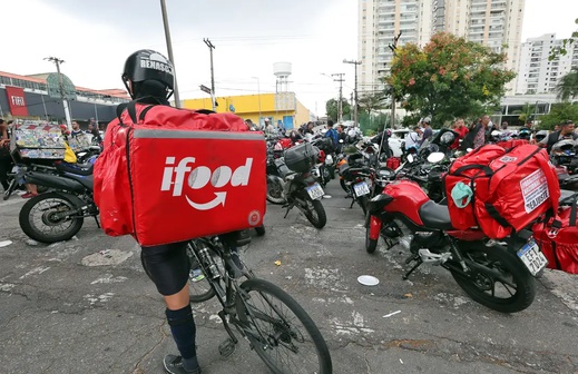 Brasil tem 2 milhões de pessoas que trabalham por meio de aplicativos