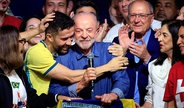 Lula tem crescimento três vezes maior que Flávio Bolsonaro em Ribeirão Preto