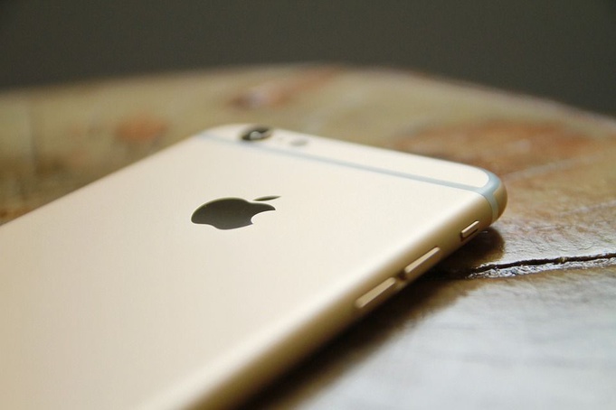 Cinco pessoas tiveram celulares roubados em menos de três dias