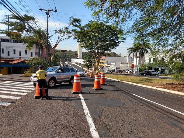 Obra de mobilidade interdita novo trecho na avenida Nove de Julho