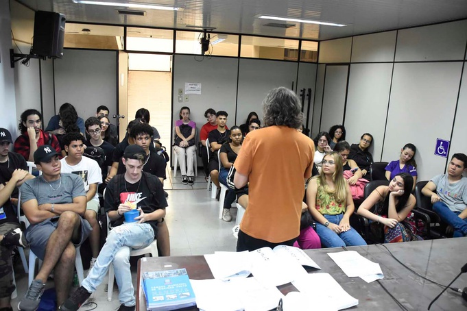Programa Câmara na Escola recebeu cerca de 5,6 mil alunos durante a 18ª Legislatura