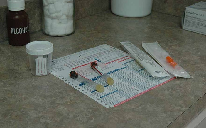 Secretaria da Saúde promove campanha para realização de testes de HIV e sífilis