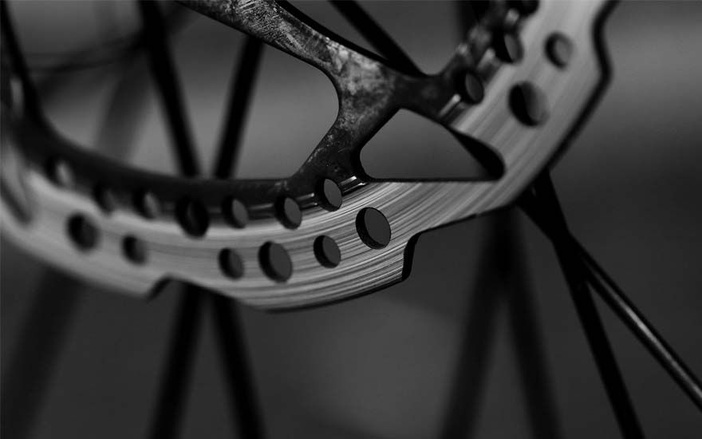 Assaltantes roubam bicicleta de ciclista avaliada em R$ 6 mil