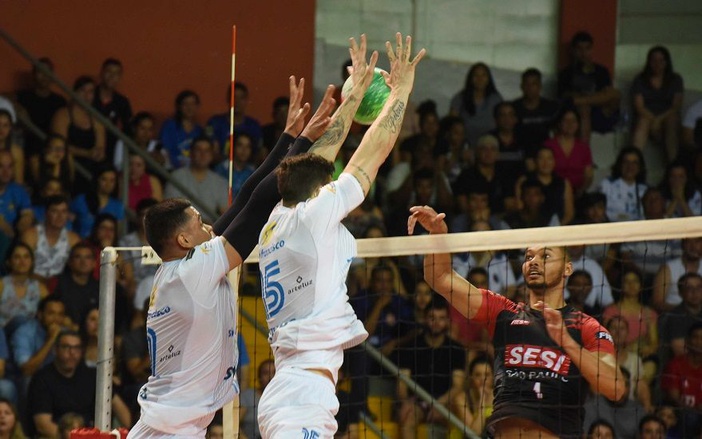 Vôlei Ribeirão perde para o Sesi-SP